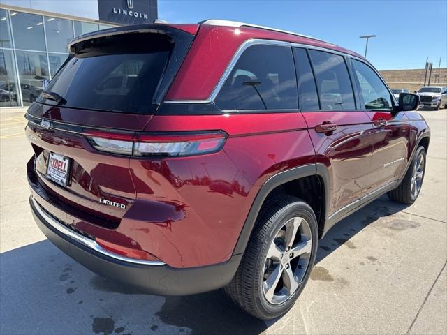 2025 Jeep Grand Cherokee GRAND CHEROKEE LIMITED 4X4