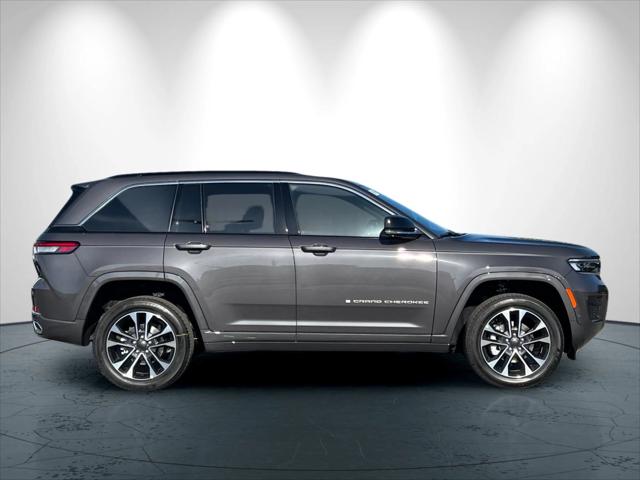2025 Jeep Grand Cherokee GRAND CHEROKEE OVERLAND 4X4