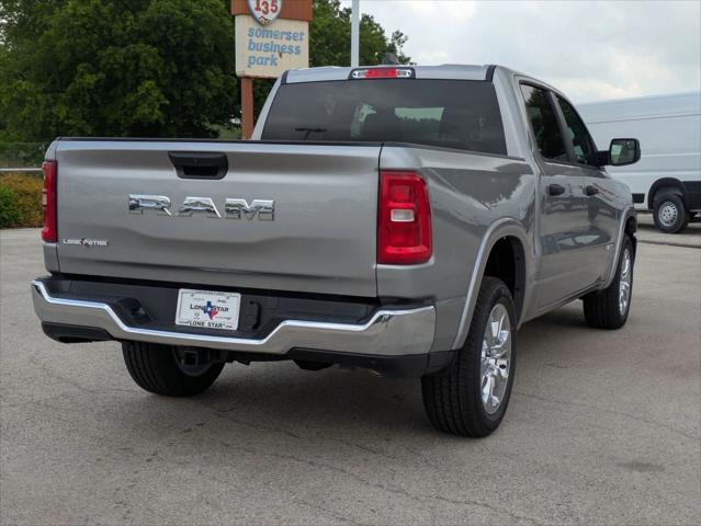 2025 RAM Ram 1500 RAM 1500 LONE STAR CREW CAB 4X2 57 BOX