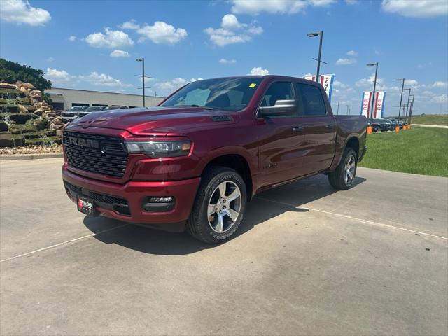 2025 RAM Ram 1500 RAM 1500 TRADESMAN CREW CAB 4X2 57 BOX