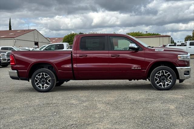 2025 RAM Ram 1500 RAM 1500 LARAMIE CREW CAB 4X4 64 BOX