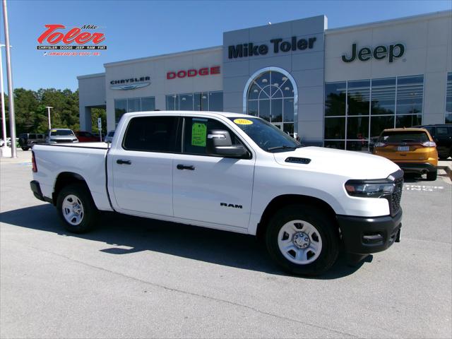 2025 RAM Ram 1500 RAM 1500 TRADESMAN CREW CAB 4X2 57 BOX