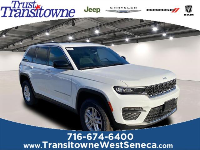 2025 Jeep Grand Cherokee GRAND CHEROKEE LAREDO 4X4
