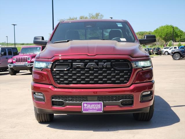 2025 RAM Ram 1500 RAM 1500 TRADESMAN QUAD CAB 4X2 64 BOX