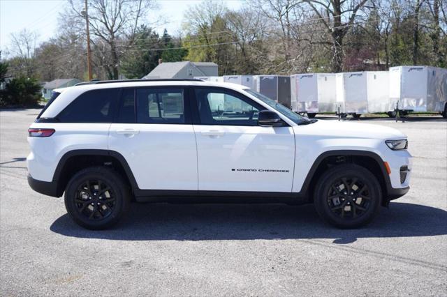 2025 Jeep Grand Cherokee GRAND CHEROKEE ALTITUDE 4X4