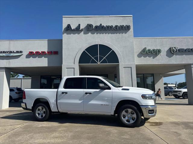 2025 RAM Ram 1500 RAM 1500 TRADESMAN CREW CAB 4X2 57 BOX