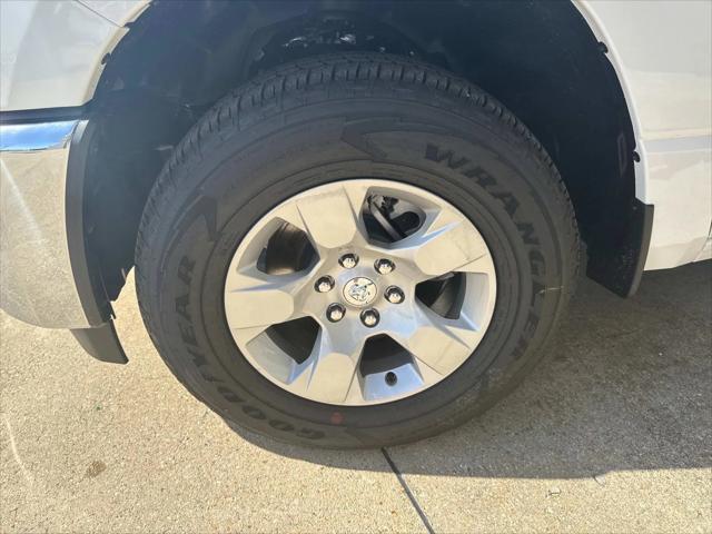 2025 RAM Ram 1500 RAM 1500 TRADESMAN CREW CAB 4X2 57 BOX