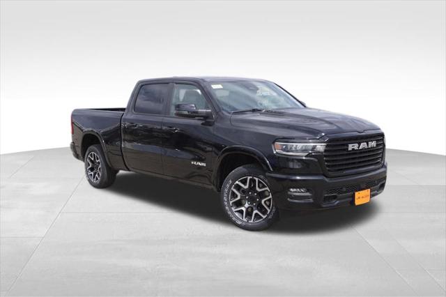 2025 RAM Ram 1500 RAM 1500 LARAMIE CREW CAB 4X4 64 BOX