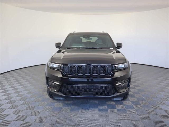 2025 Jeep Grand Cherokee GRAND CHEROKEE ALTITUDE 4X4