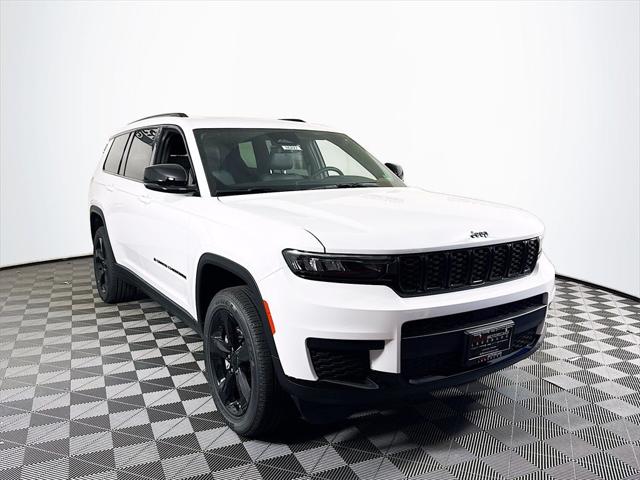 2025 Jeep Grand Cherokee GRAND CHEROKEE L ALTITUDE X 4X4