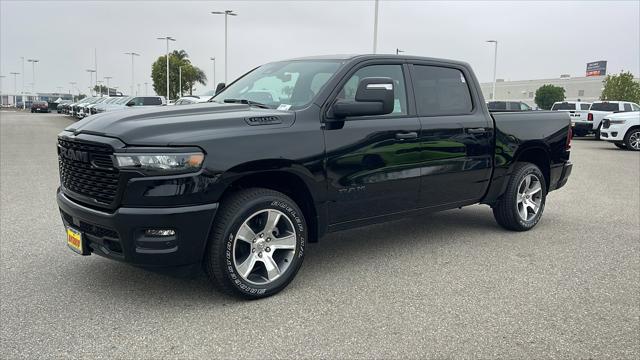 2025 RAM Ram 1500 RAM 1500 TRADESMAN CREW CAB 4X4 57 BOX