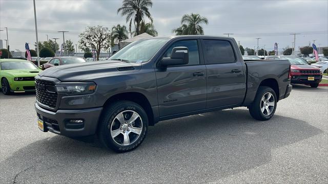 2025 RAM Ram 1500 RAM 1500 TRADESMAN CREW CAB 4X4 57 BOX