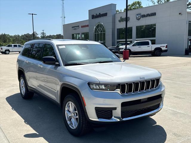 2025 Jeep Grand Cherokee GRAND CHEROKEE L LAREDO X 4X2