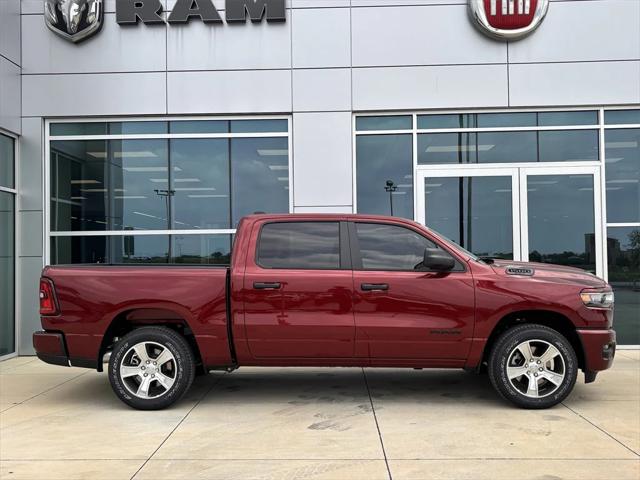 2025 RAM Ram 1500 RAM 1500 TRADESMAN CREW CAB 4X2 57 BOX