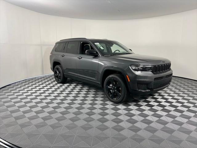 2025 Jeep Grand Cherokee GRAND CHEROKEE L ALTITUDE 4X2