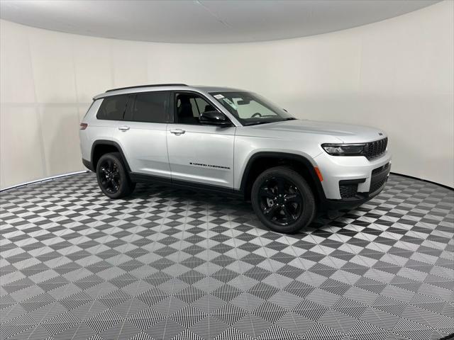 2025 Jeep Grand Cherokee GRAND CHEROKEE L ALTITUDE 4X2