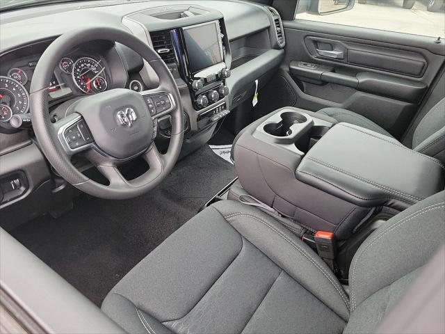 2025 RAM Ram 1500 RAM 1500 TRADESMAN CREW CAB 4X2 57 BOX