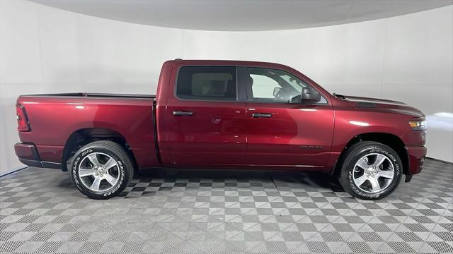 2025 RAM Ram 1500 RAM 1500 TRADESMAN CREW CAB 4X4 57 BOX