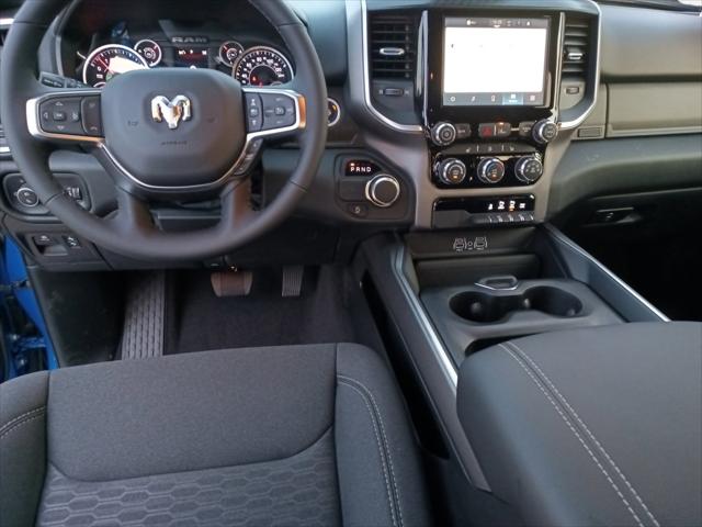 2025 RAM Ram 1500 RAM 1500 LONE STAR CREW CAB 4X2 57 BOX