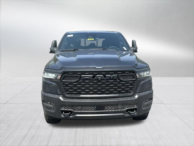 2025 RAM Ram 1500 RAM 1500 WARLOCK CREW CAB 4X4 57 BOX