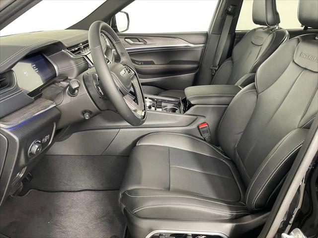 2025 Jeep Grand Cherokee GRAND CHEROKEE OVERLAND 4X4