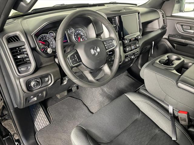 2025 RAM Ram 1500 RAM 1500 TRADESMAN CREW CAB 4X4 57 BOX