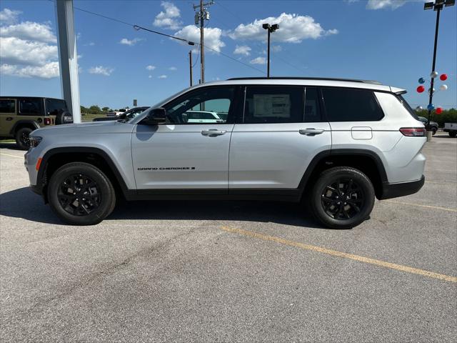 2025 Jeep Grand Cherokee GRAND CHEROKEE L ALTITUDE 4X4
