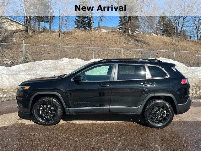 2023 Jeep Cherokee Altitude Lux 4x4