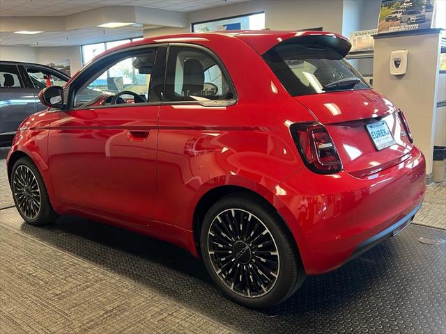2024 Fiat FIAT 500e 500e INSPI(RED)