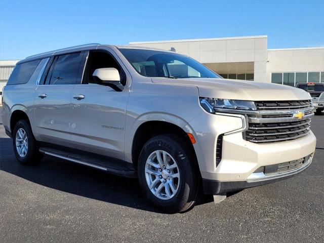 2023 Chevrolet Suburban 4WD LT