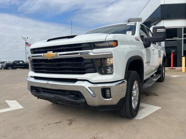 2024 Chevrolet Silverado 2500HD 4WD Crew Cab Standard Bed LT