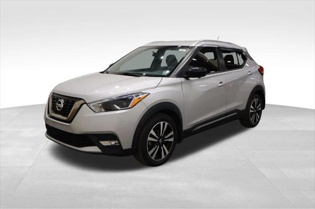 2019 Nissan Kicks SR