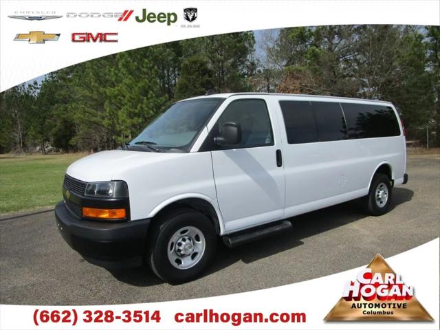2022 Chevrolet Express Passenger RWD 3500 Extended Wheelbase LS