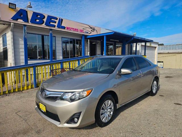 2013 Toyota Camry LE for sale in Conroe, TX