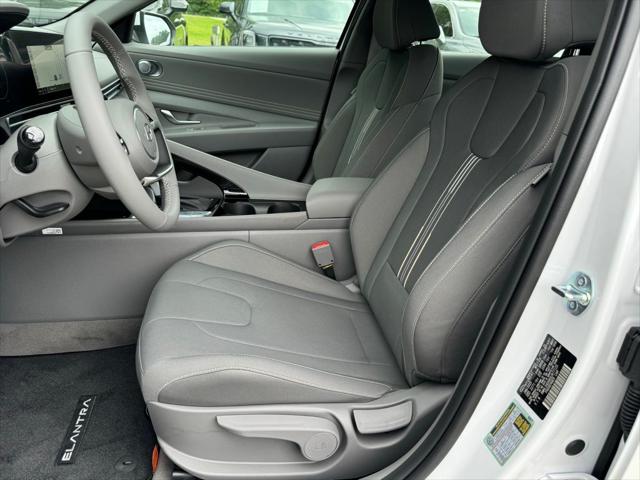 2025 Hyundai Elantra SEL Convenience