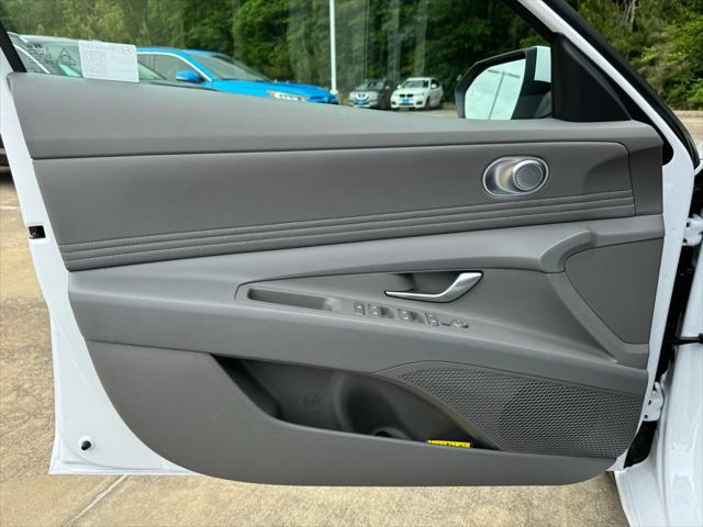 2025 Hyundai Elantra SEL Convenience