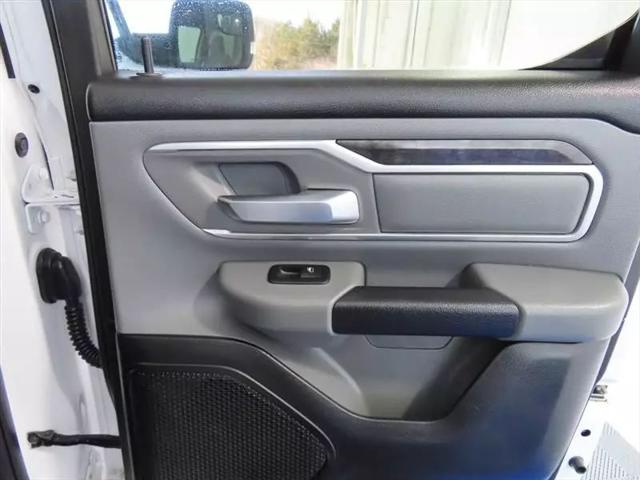2020 Ram 1500 Big Horn Quad Cab 4x4 64 Box