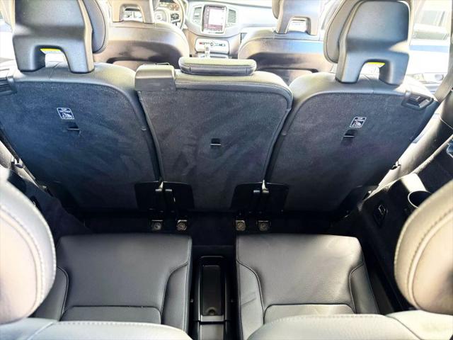 2016 Volvo XC90 T6 Momentum