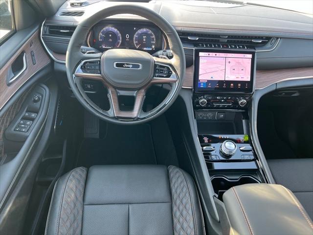2025 Jeep Grand Cherokee GRAND CHEROKEE L SUMMIT 4X4