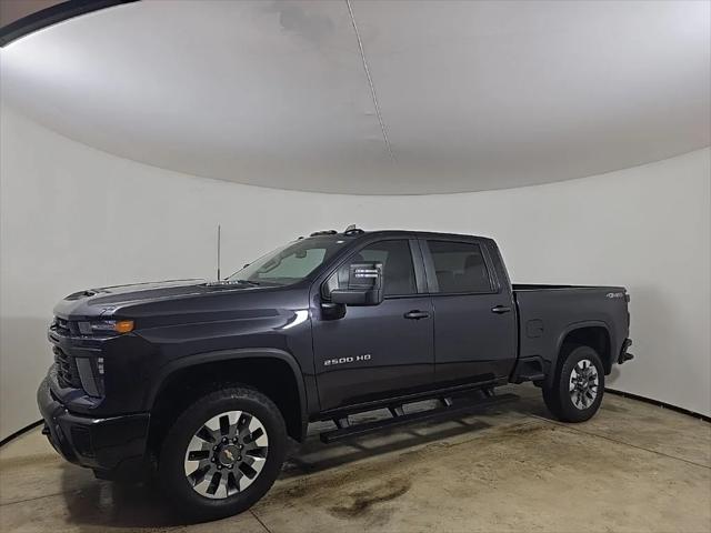 2024 Chevrolet Silverado 2500HD 4WD Crew Cab Standard Bed Custom