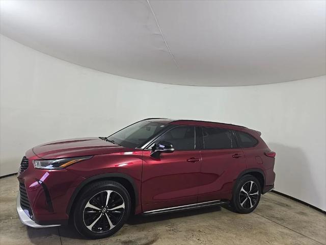 2022 Toyota Highlander XSE