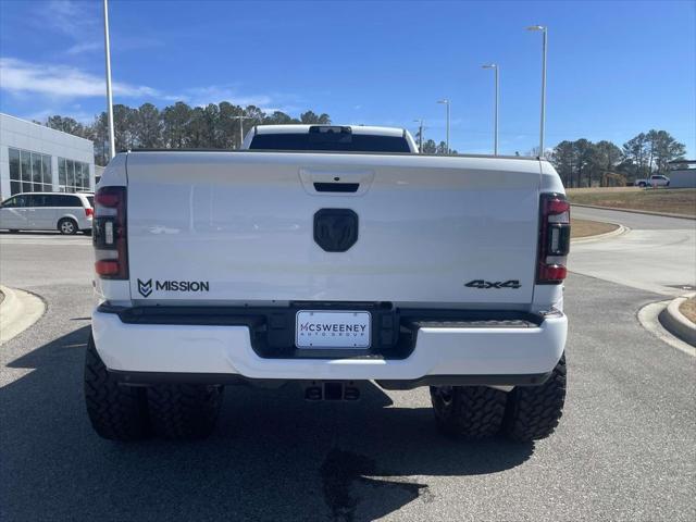 2024 RAM Ram 3500 RAM 3500 LARAMIE CREW CAB 4X4 8 BOX