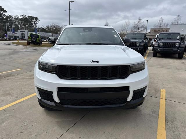 2023 Jeep Grand Cherokee L Altitude 4x2