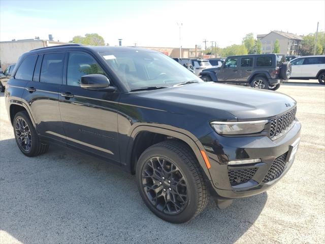 2025 Jeep Grand Cherokee GRAND CHEROKEE SUMMIT 4X4