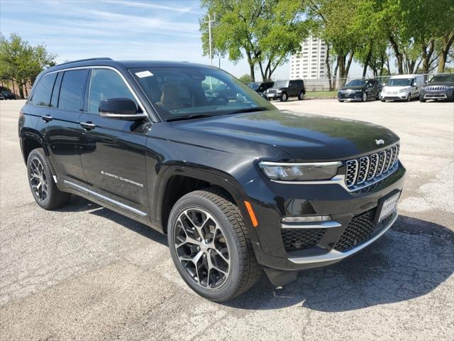 2025 Jeep Grand Cherokee GRAND CHEROKEE SUMMIT RESERVE 4X4