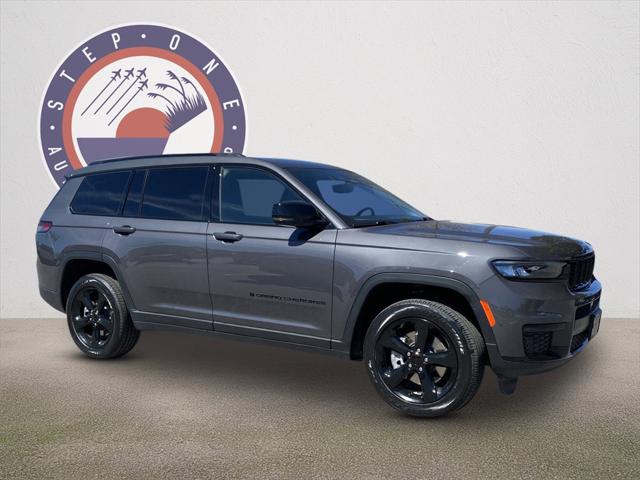 2023 Jeep Grand Cherokee L Altitude 4x4