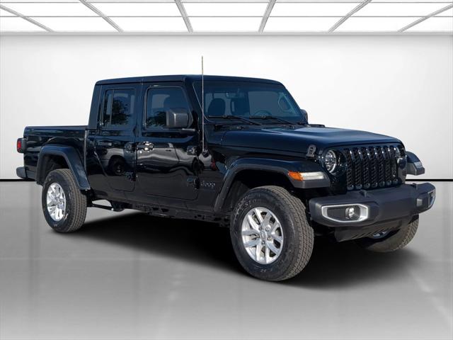 2023 Jeep Gladiator Sport S 4x4