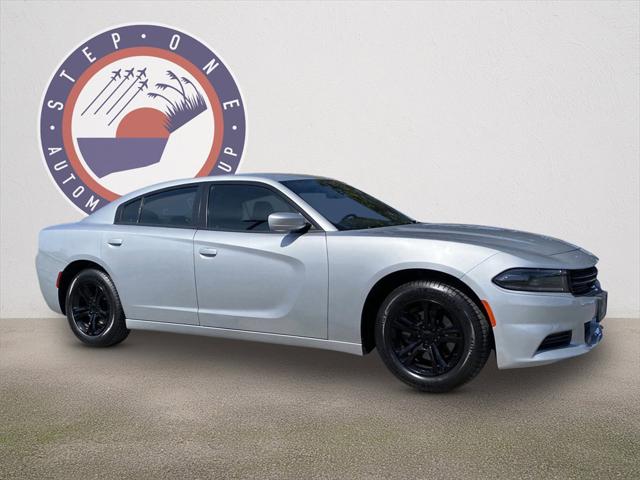 2022 Dodge Charger SXT RWD