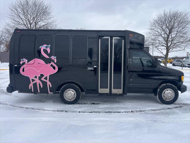 1999 Ford E-350 RV Cutaway Standard