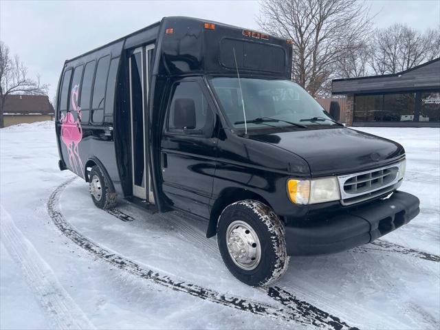 1999 Ford E-350 RV Cutaway Standard